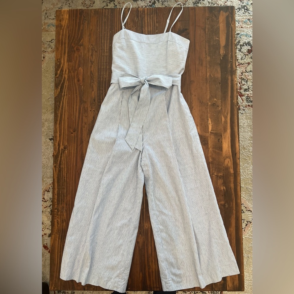 Women’s Size XS Sleeveless Light Blue/White Pinstripes Linen Jumpsuit, Size XS